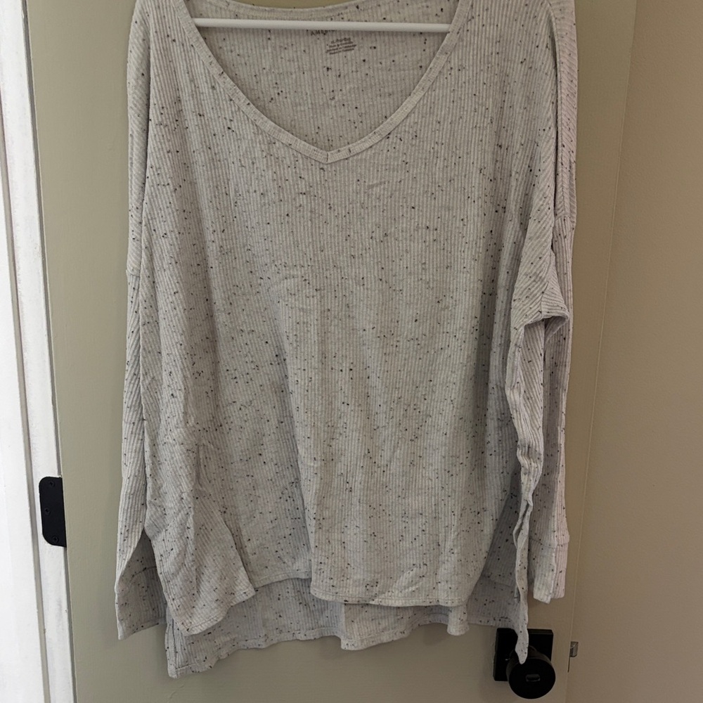 American Eagle Outfitters Gray Speckled Knit Top